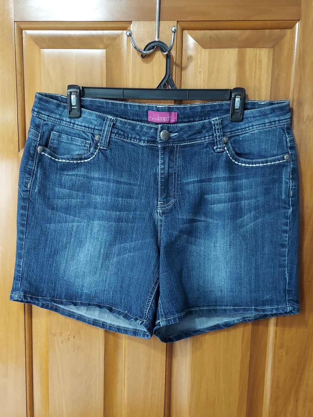 Loop 18 High Rise Dark Blue Women's Stretchy Jean Shorts, Pockets, Size 21
